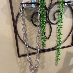 Silver chain link necklace